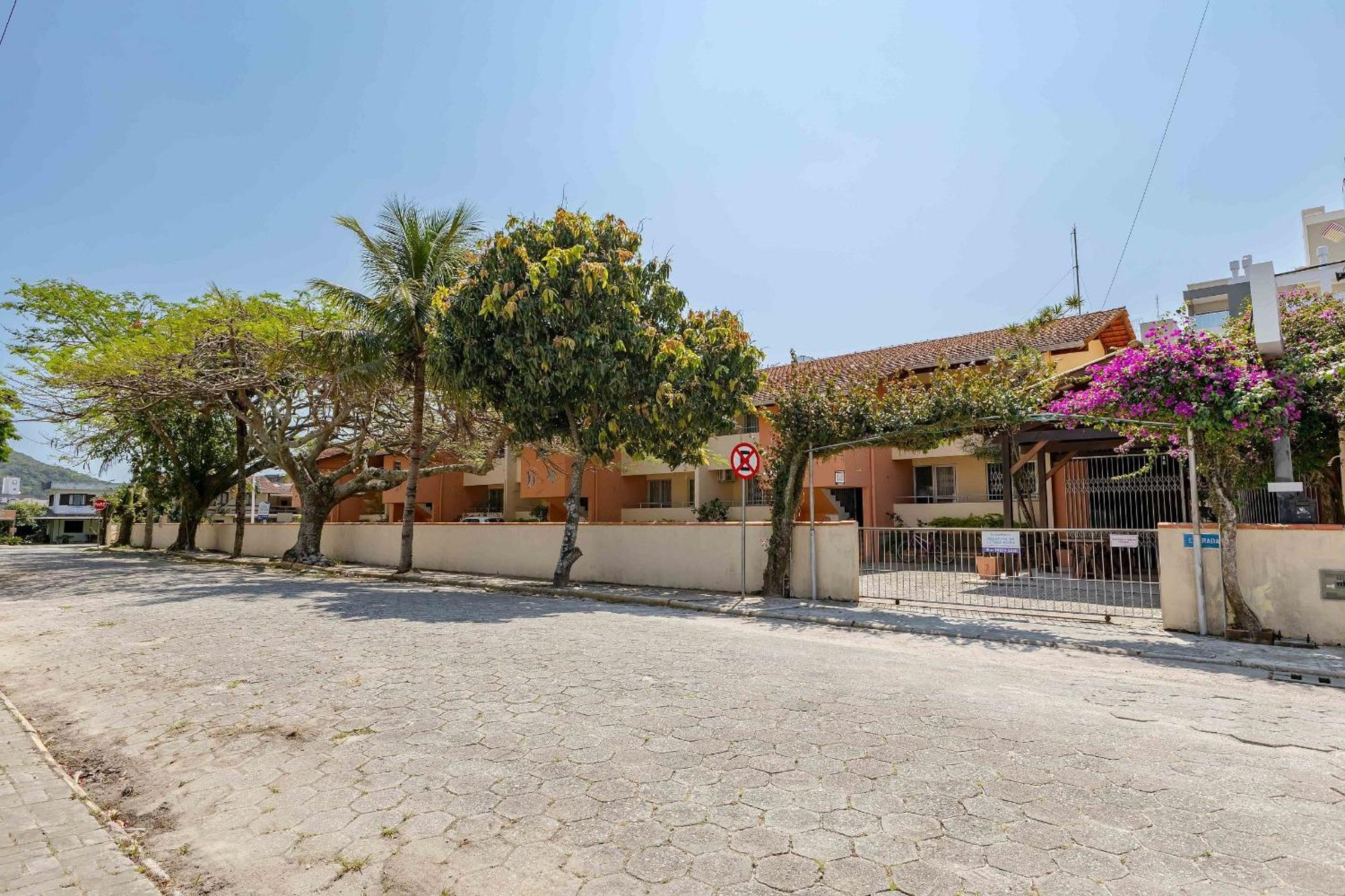Flamboyant Apartamentos بومبينهاس المظهر الخارجي الصورة